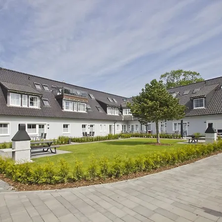 Moderne Mit Eigener Terrasse - Haus Inselwind Meerhafen Apartmán