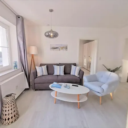 Moderne Mit Eigener Terrasse - Haus Inselwind Meerhafen Apartmán Groß Zicker
